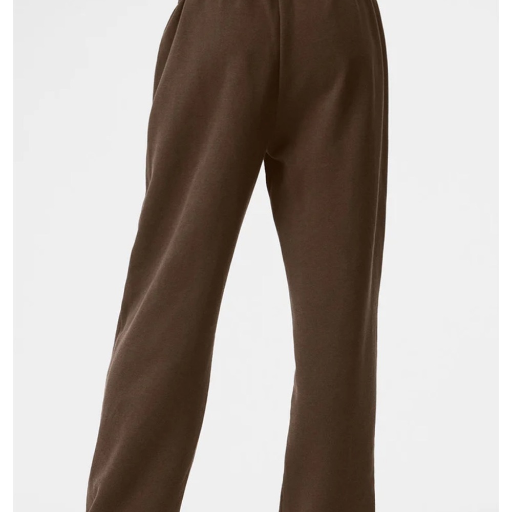 Women's Alo Accolade Brown Hoodie & Sweatpants - Picture 2 of 8